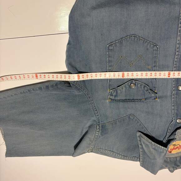 1960s/1970's Wrangler Denim Shirt With Big Embroidery - Picture 9 of 11